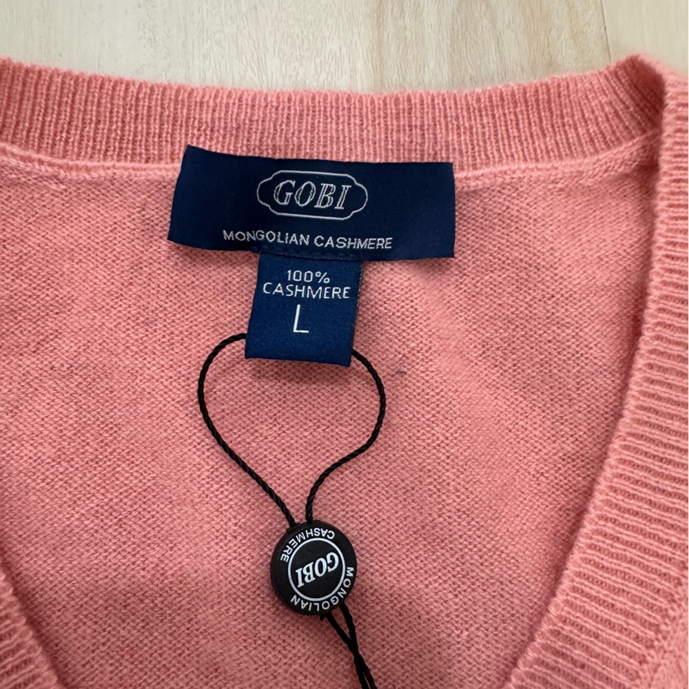 NWT Gobi Mongolian Cashmere V Neck Sweater Women's Large Peach Pink - Picture 2 of 12